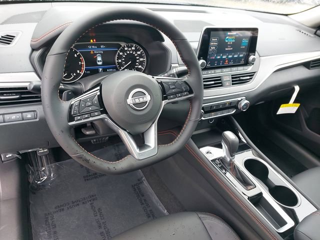 New 2025 Nissan Altima 2.5 SR image 15