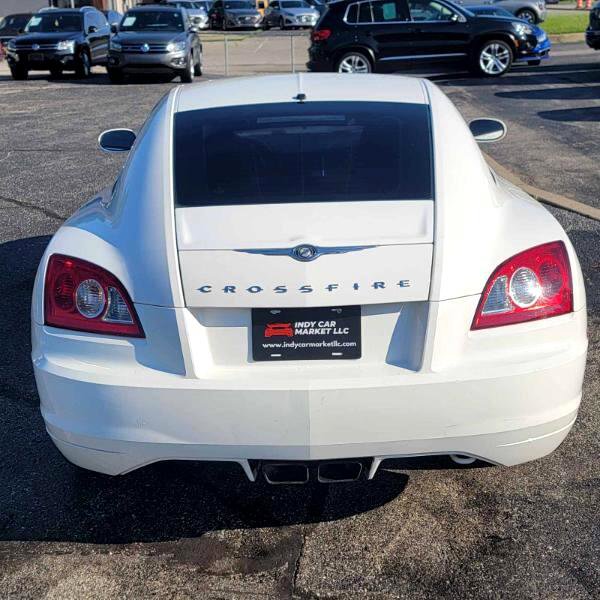 Used 2005 Chrysler Crossfire Limited image 7