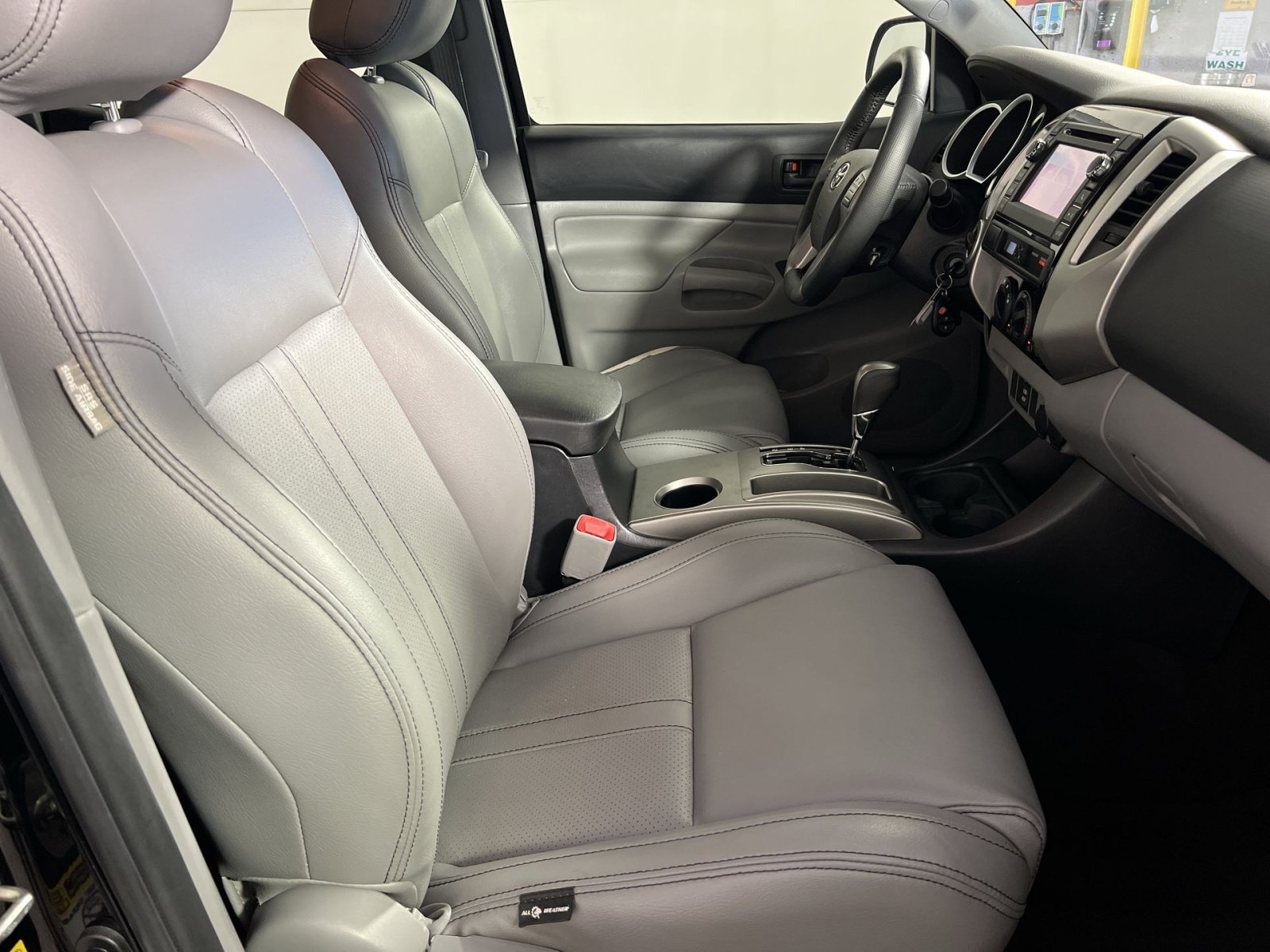 Used 2013 Toyota Tacoma 4x4 Double Cab w/ TRD Sport Pkg image 26