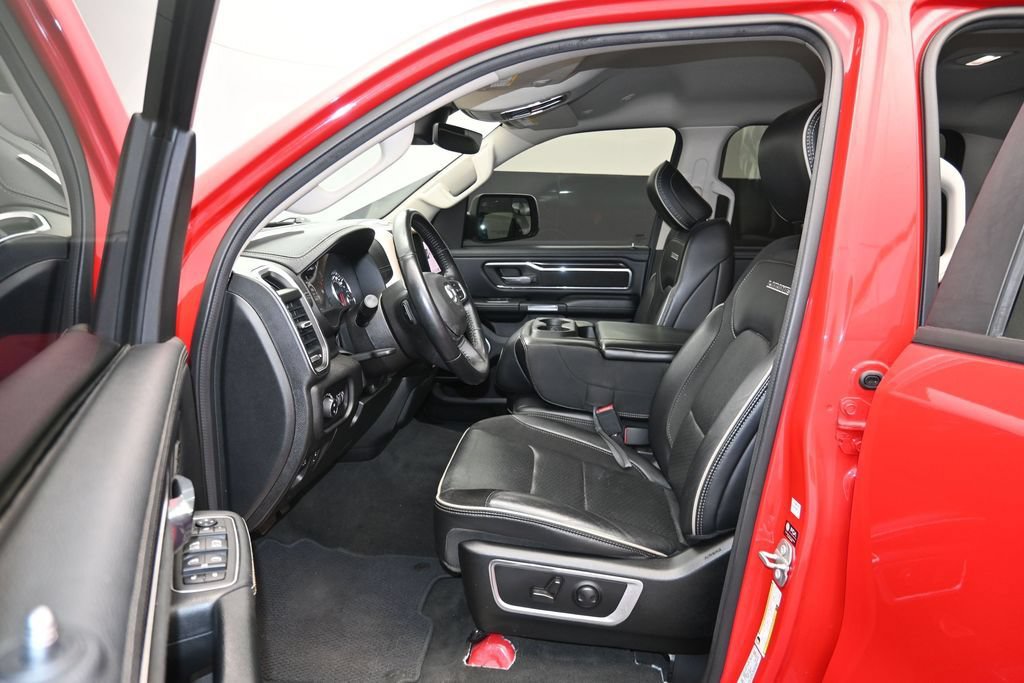 Used 2022 RAM 1500 Laramie AWD/4WD image 12