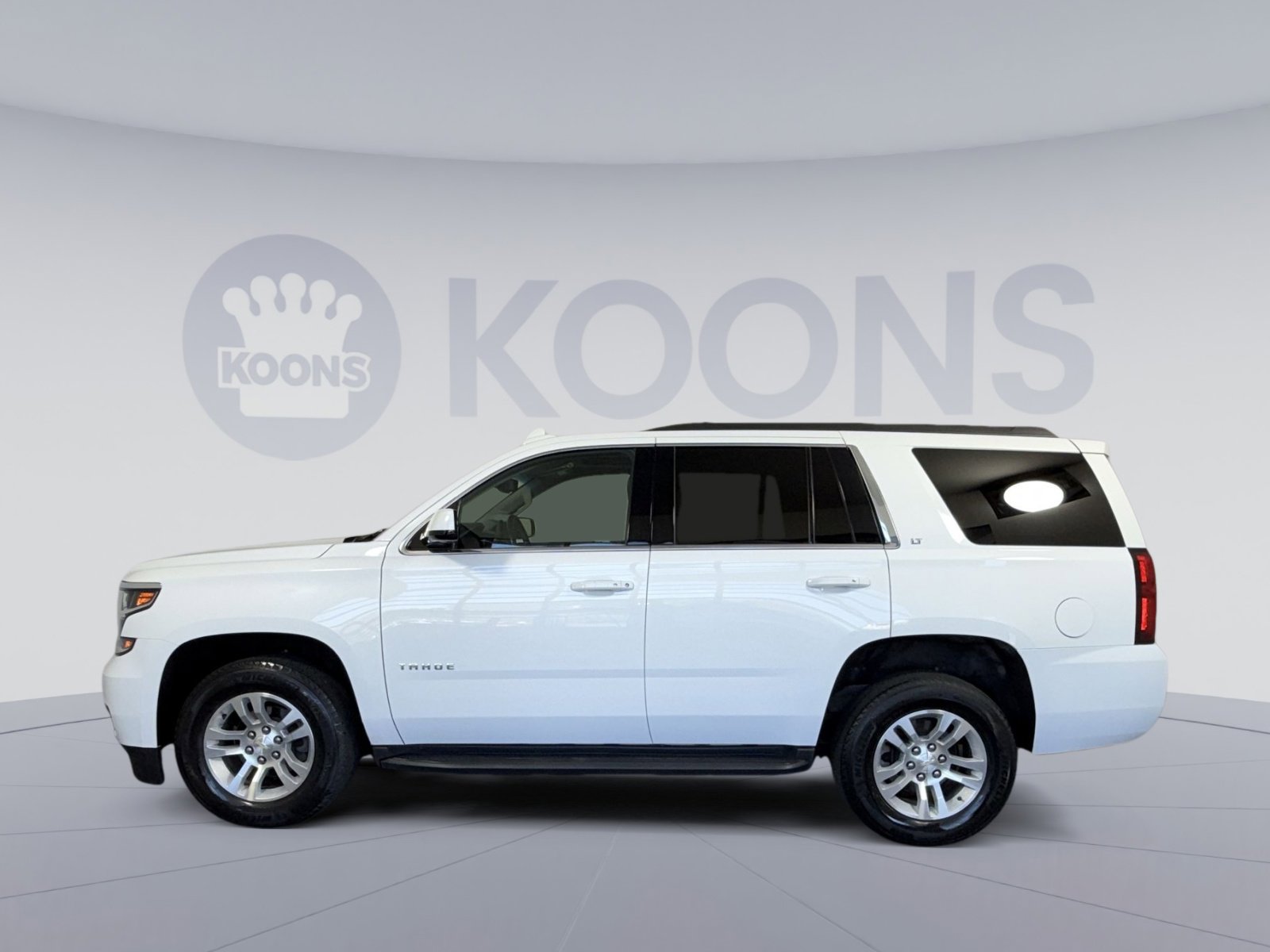 Used 2019 Chevrolet Tahoe LT AWD/4WD image 2