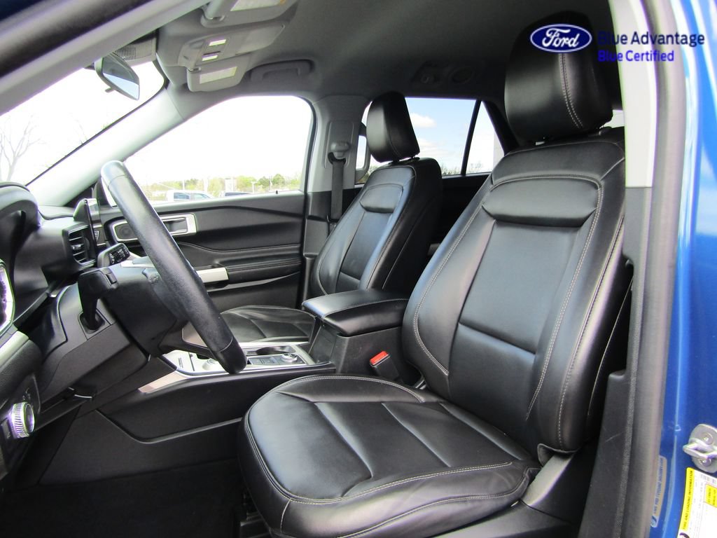 Certified 2022 Ford Explorer XLT w/ Equipment Group 202A AWD/4WD video 3