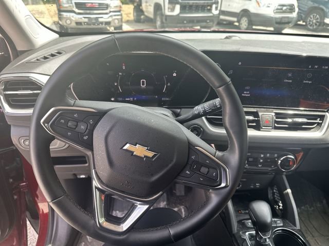 Used 2024 Chevrolet TrailBlazer LT w/ Convenience Package AWD/4WD image 15