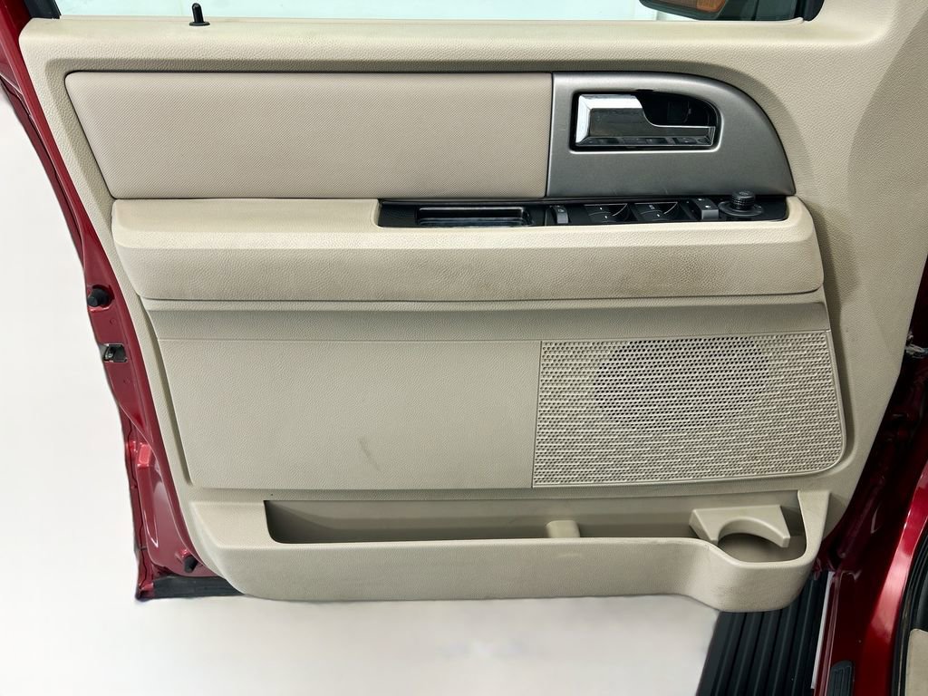 Used 2014 Ford Expedition EL Limited w/ Equipment Group 301A image 23