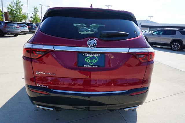 Certified 2024 Buick Enclave Essence AWD/4WD image 7