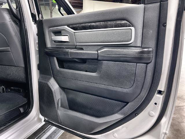 Used 2022 RAM 2500 Big Horn AWD/4WD image 23