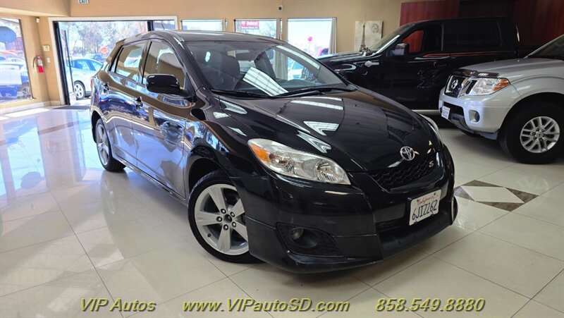 Used 2009 Toyota Matrix S FWD image 1