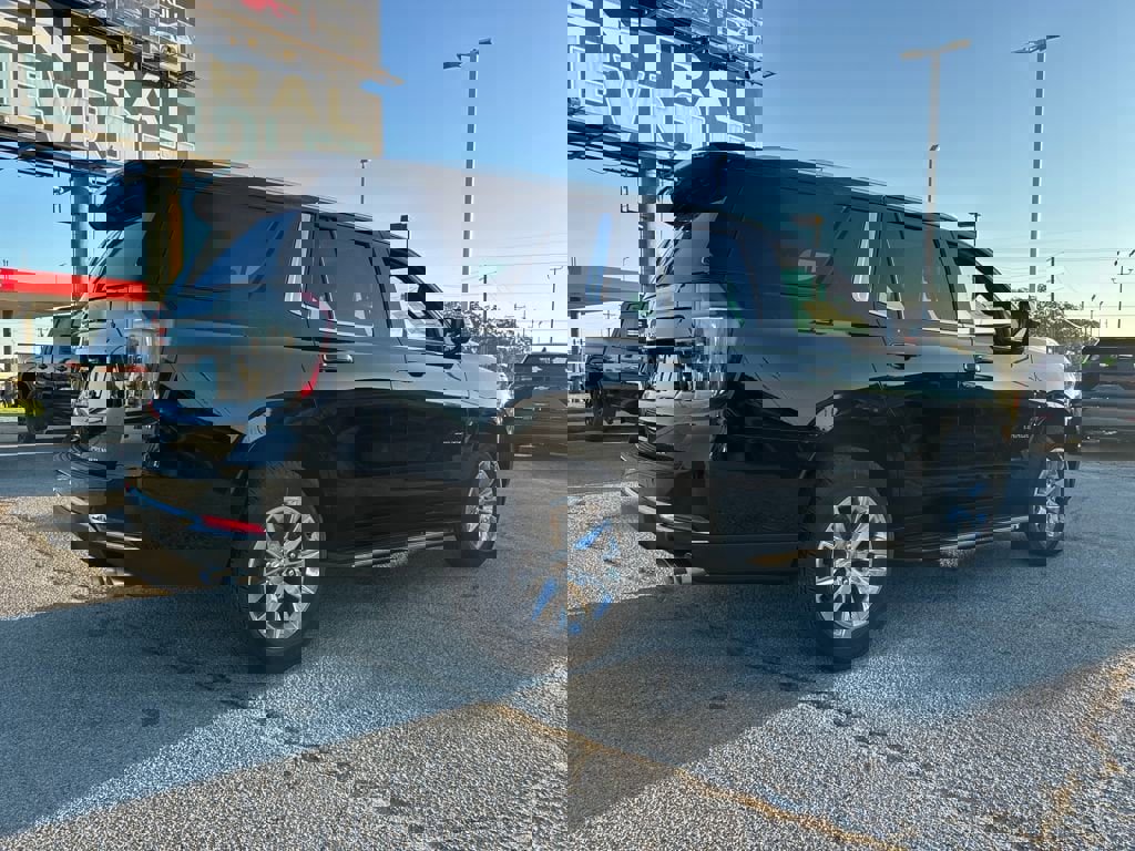 New 2026 Chevrolet Tahoe Premier image 6