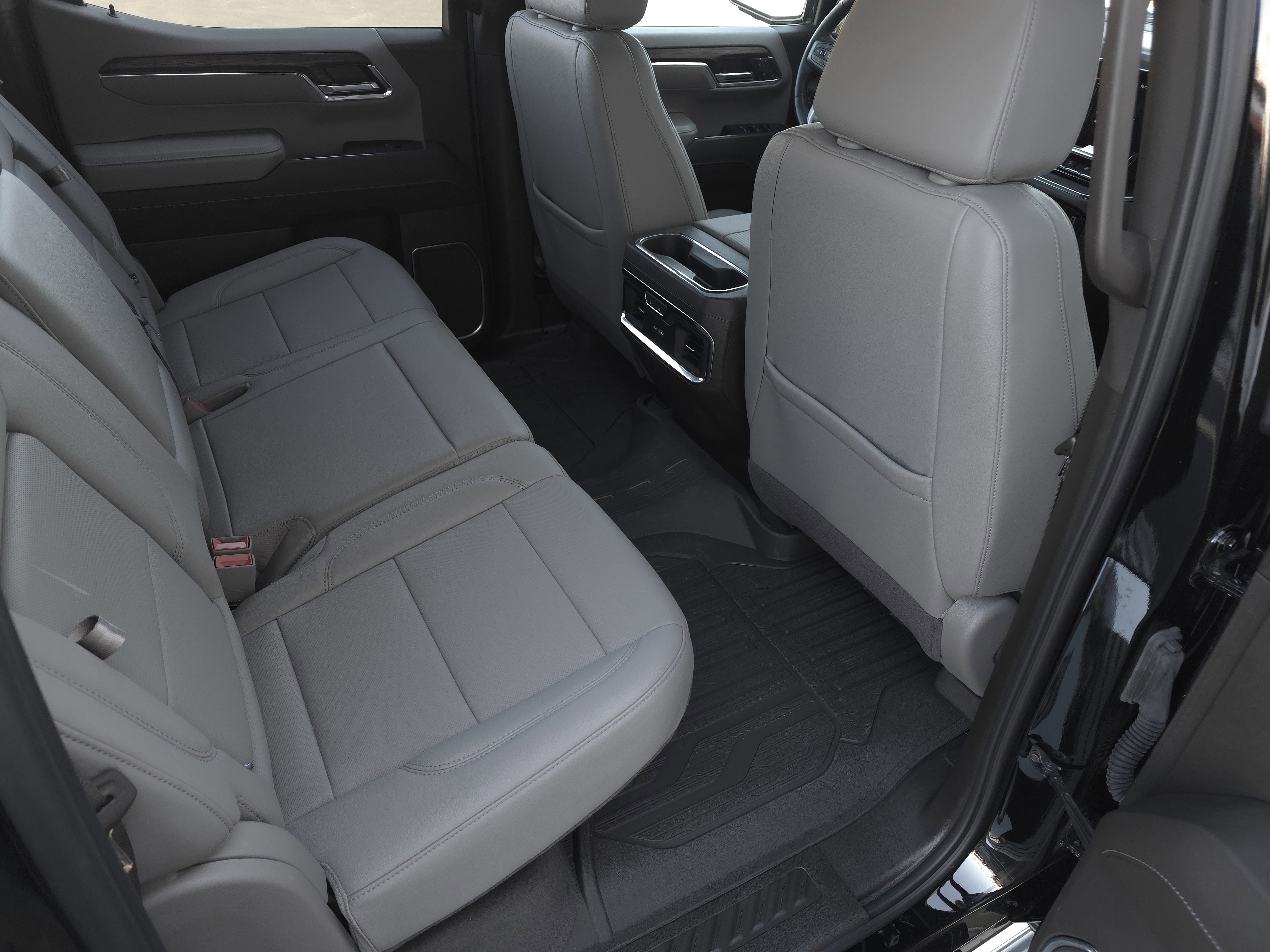 Used 2024 GMC Sierra 1500 SLT w/ SLT Premium Plus Package image 37