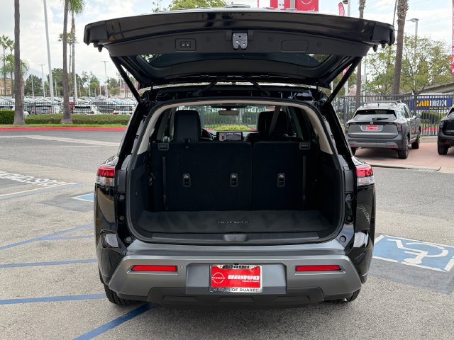 Certified 2026 Nissan Pathfinder SL FWD image 7