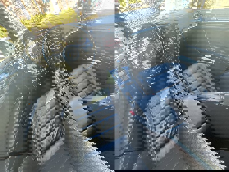 Used 2016 Volkswagen Golf 4-Door image 26