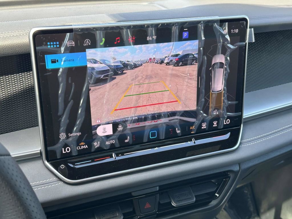 New 2026 Volkswagen Tiguan SE R-Line image 24