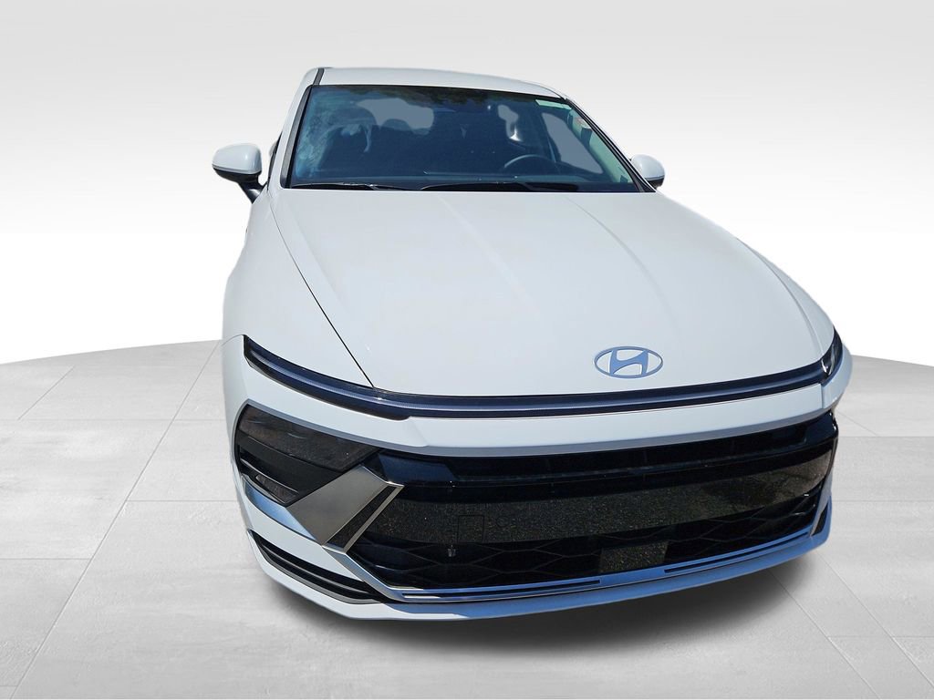 Used 2026 Hyundai Sonata Blue FWD image 2