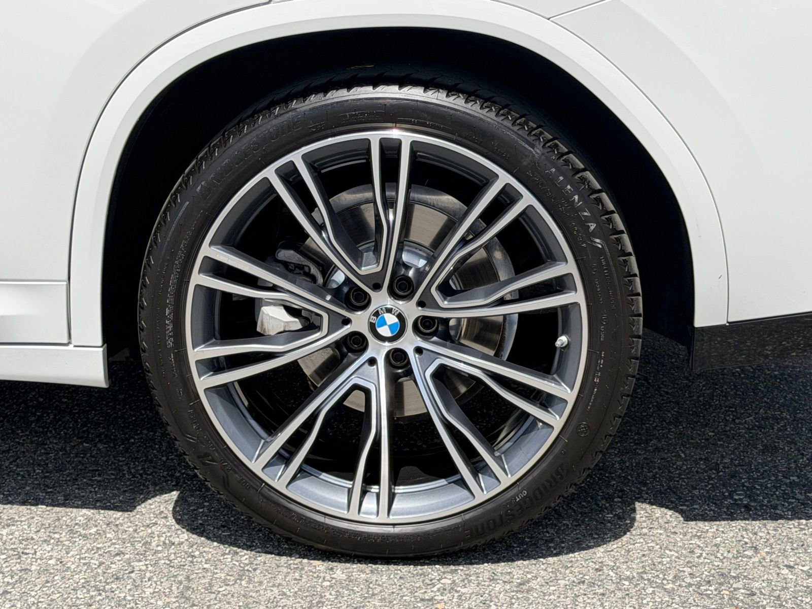 Used 2023 BMW X4 xDrive30i w/ M Sport Package image 18