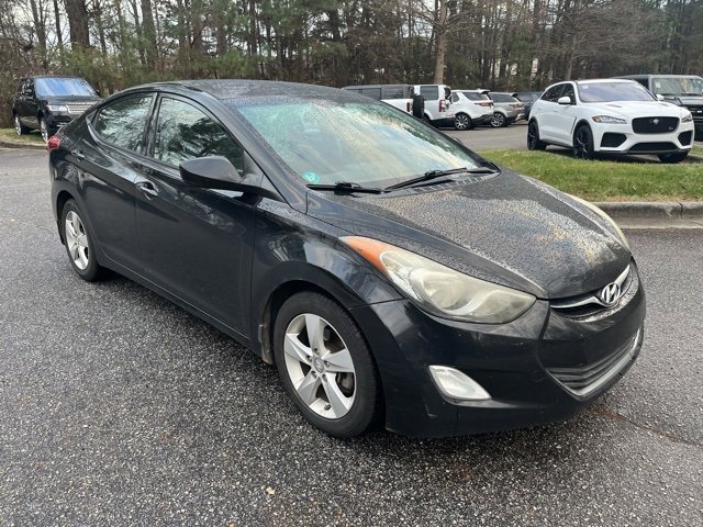 Used 2013 Hyundai Elantra GLS w/ Preferred Pkg video 2