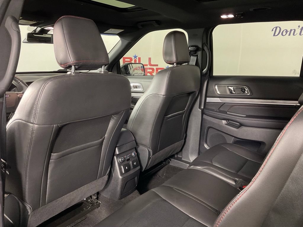 Used 2018 Ford Explorer Sport w/ Equipment Group 401A AWD/4WD image 15