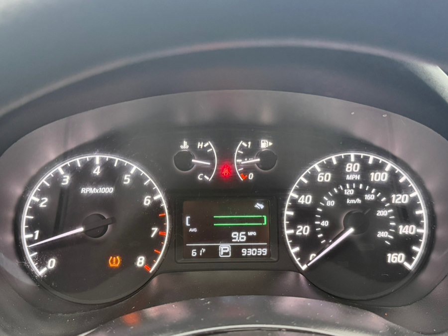 Used 2016 Nissan Sentra S image 24