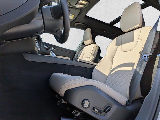 New 2026 Volvo XC60 B5 Core video 3