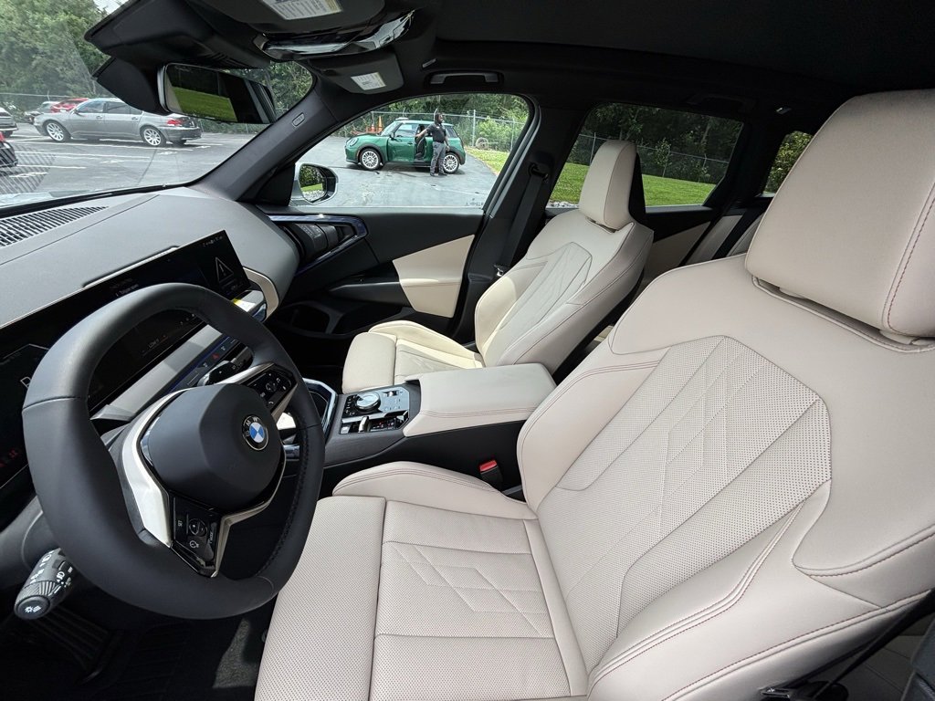 Used 2025 BMW X3 xDrive30i w/ Premium Package image 11