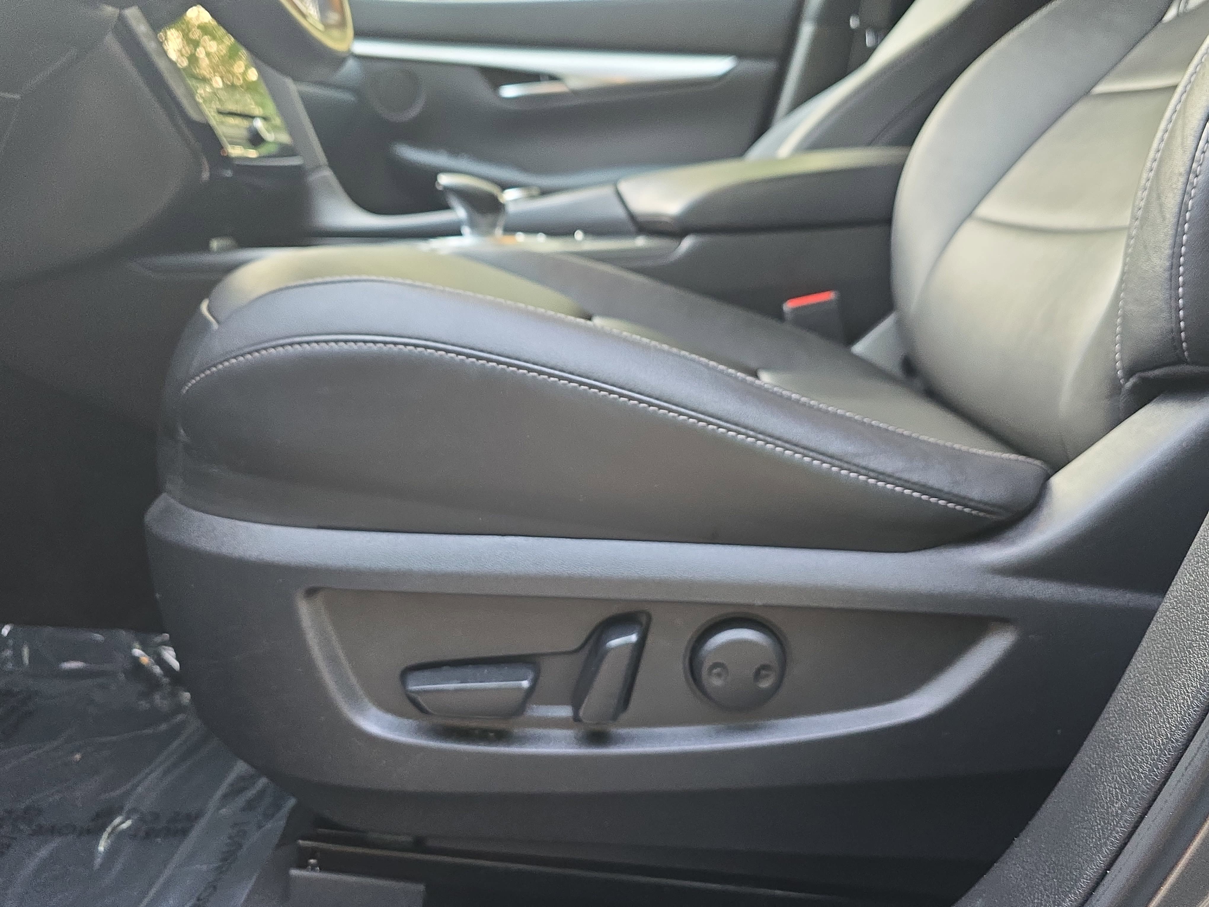 Used 2020 INFINITI QX50 Essential w/ Edition 30 Package FWD image 28