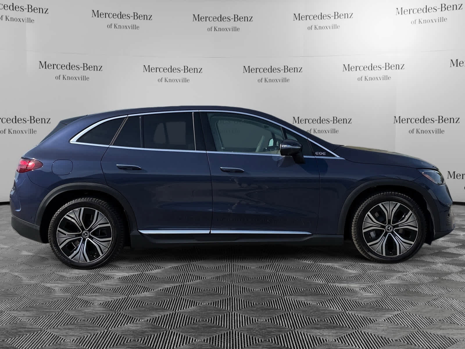 Certified 2023 Mercedes-Benz EQE 350+ SUV image 6