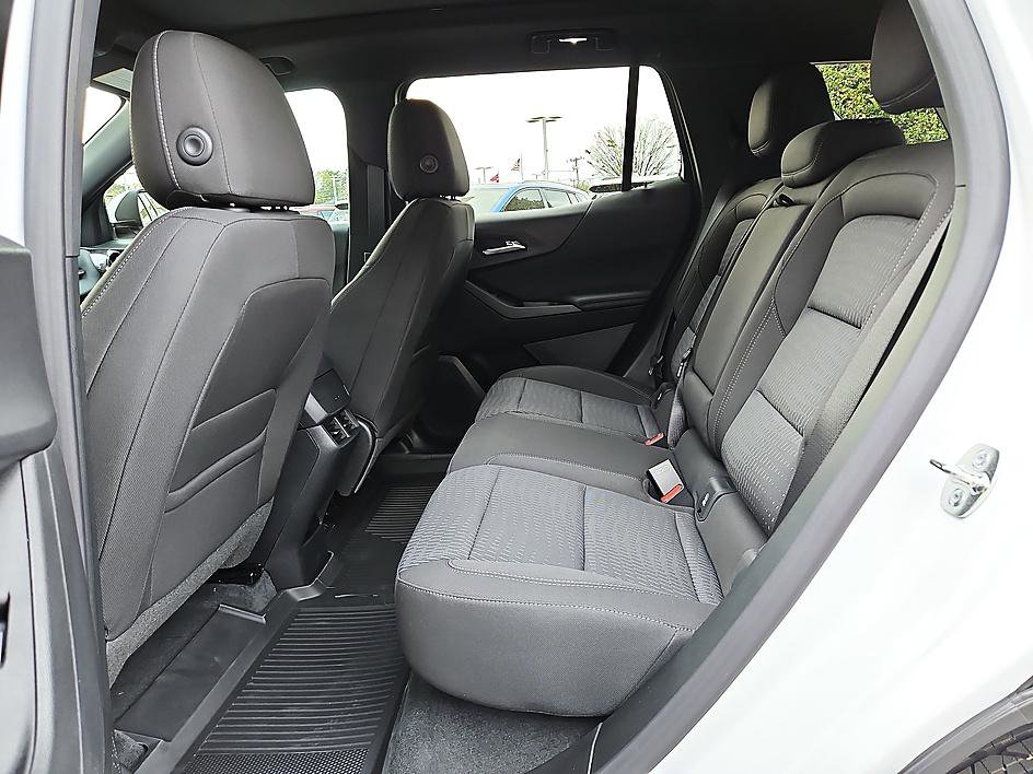 New 2026 Chevrolet Equinox LT image 10