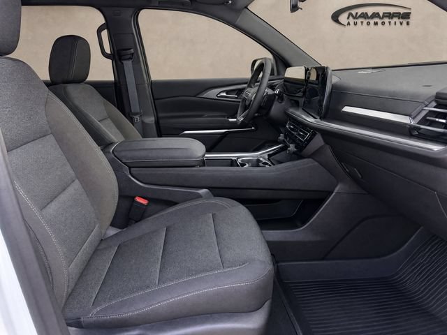 New 2026 Chevrolet Traverse LT w/ Driver Confidence Package FWD image 11