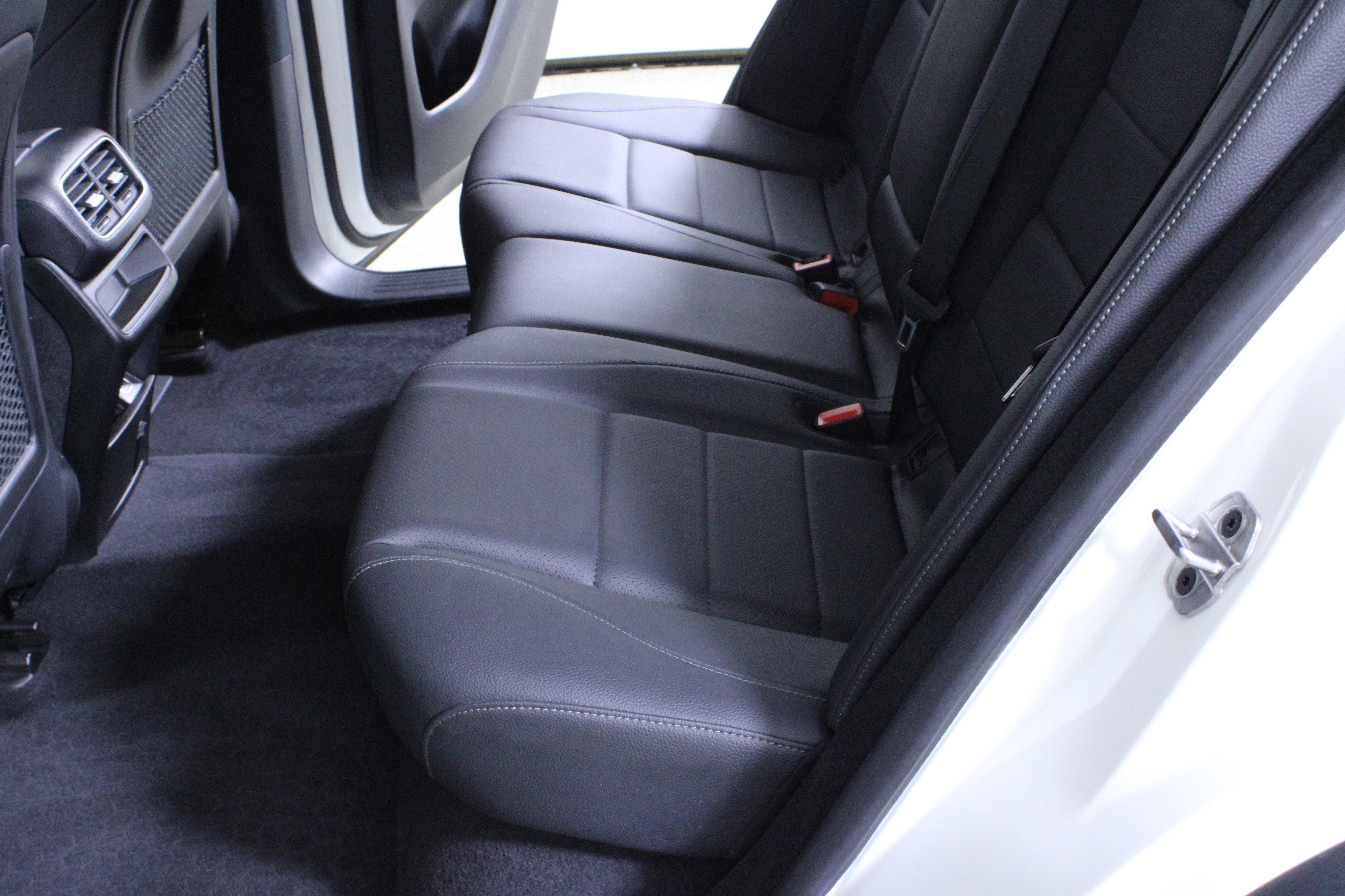 Used 2022 Mercedes-Benz GLE 350 image 12