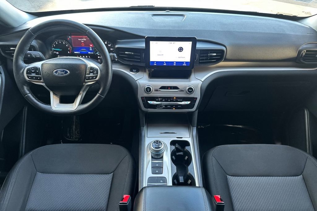Certified 2023 Ford Explorer XLT image 15