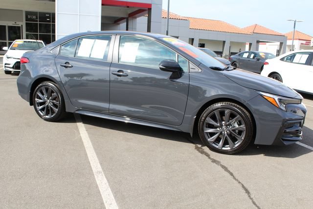 Certified 2026 Toyota Corolla SE FWD image 17