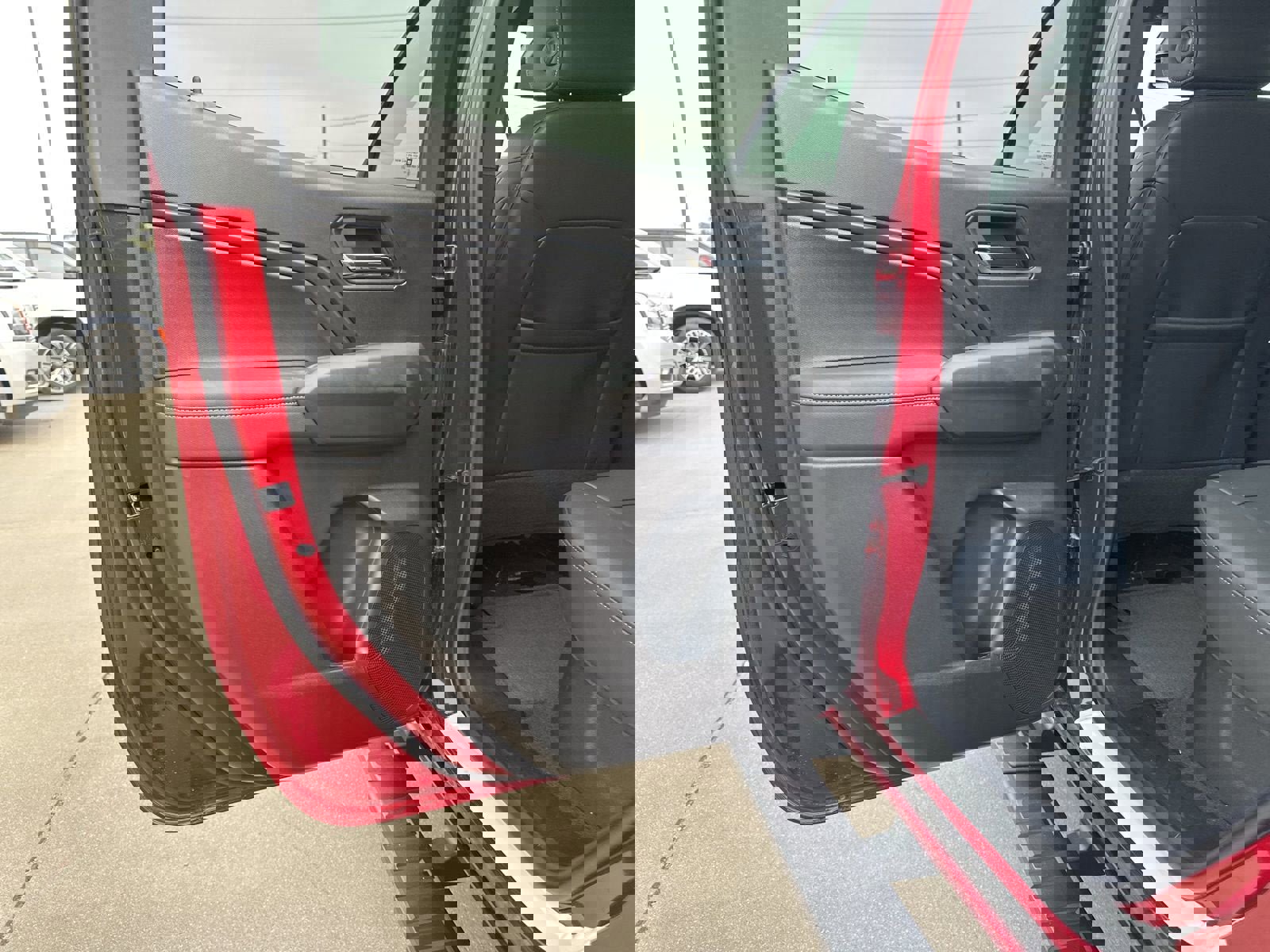 New 2026 GMC Canyon Elevation w/ Convenience Package image 16