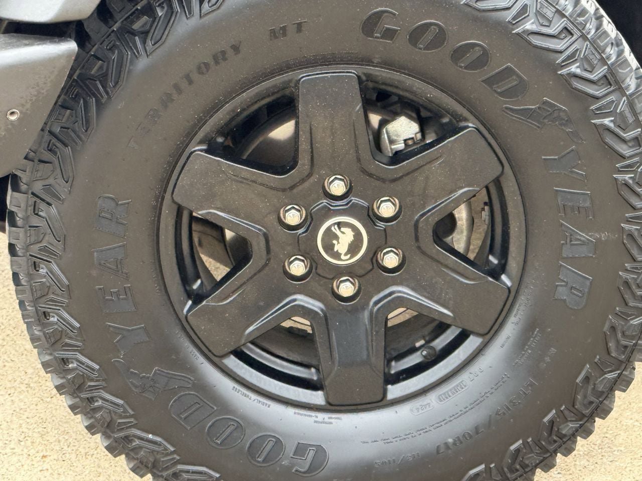 Used 2024 Ford Bronco Black Diamond AWD/4WD image 9