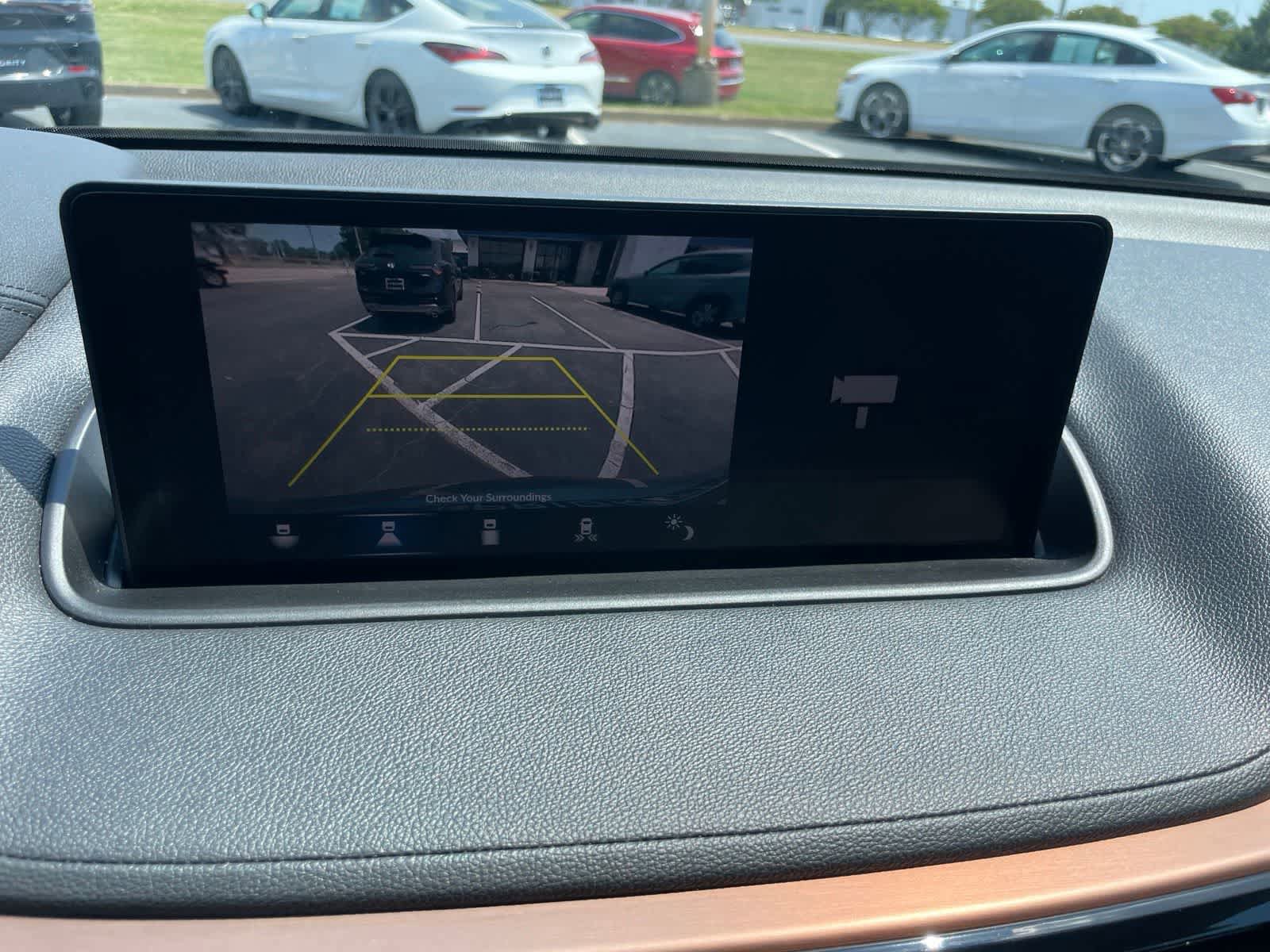 Used 2022 Acura MDX SH-AWD image 17