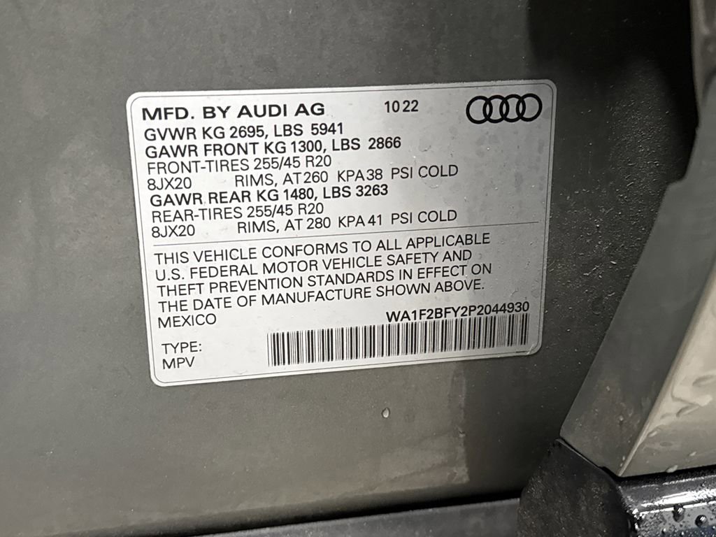 Used 2023 Audi Q5 e Prestige w/ Prestige Package image 40