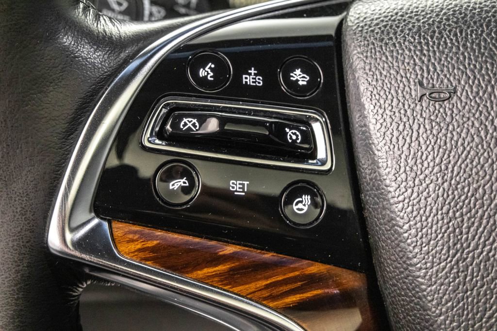 Used 2015 Cadillac Escalade Luxury image 15