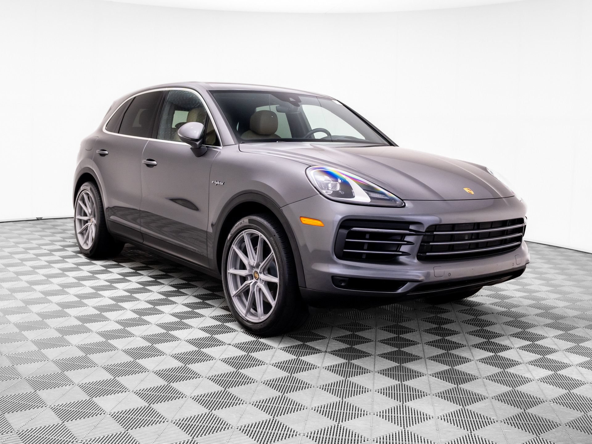 Used 2021 Porsche Cayenne E-Hybrid AWD/4WD image 6