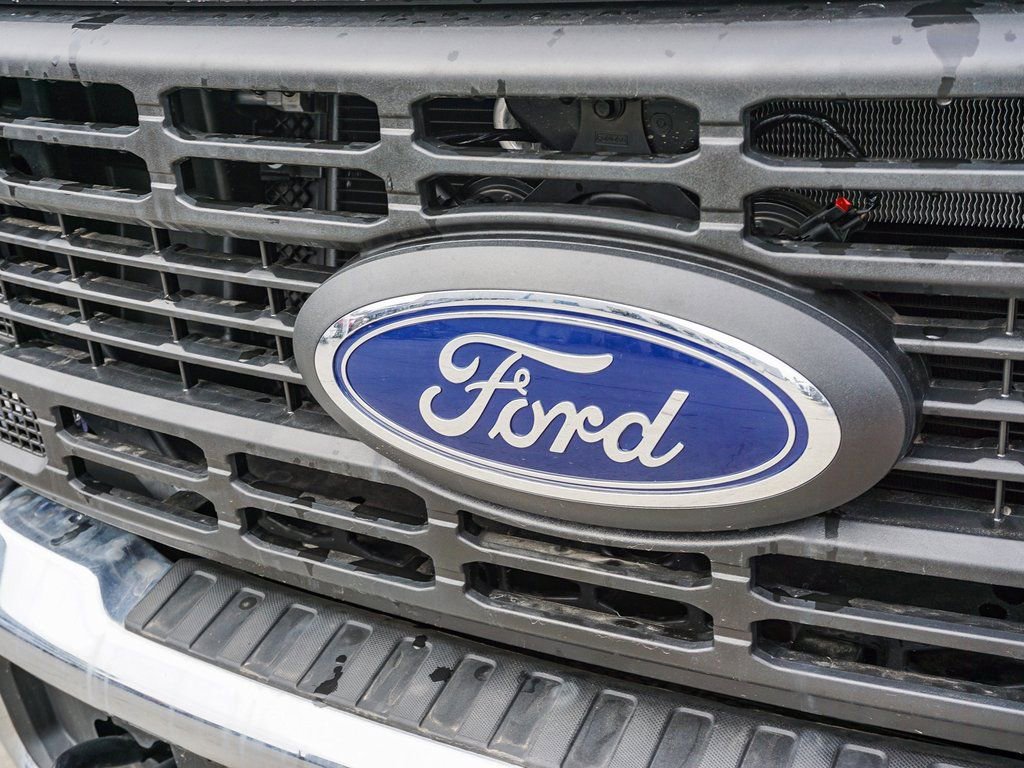 New 2024 Ford F250 XL w/ XL Chrome Package RWD image 4