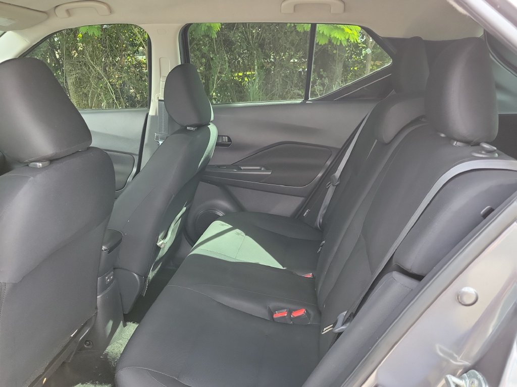 Certified 2024 Nissan Kicks S FWD image 11