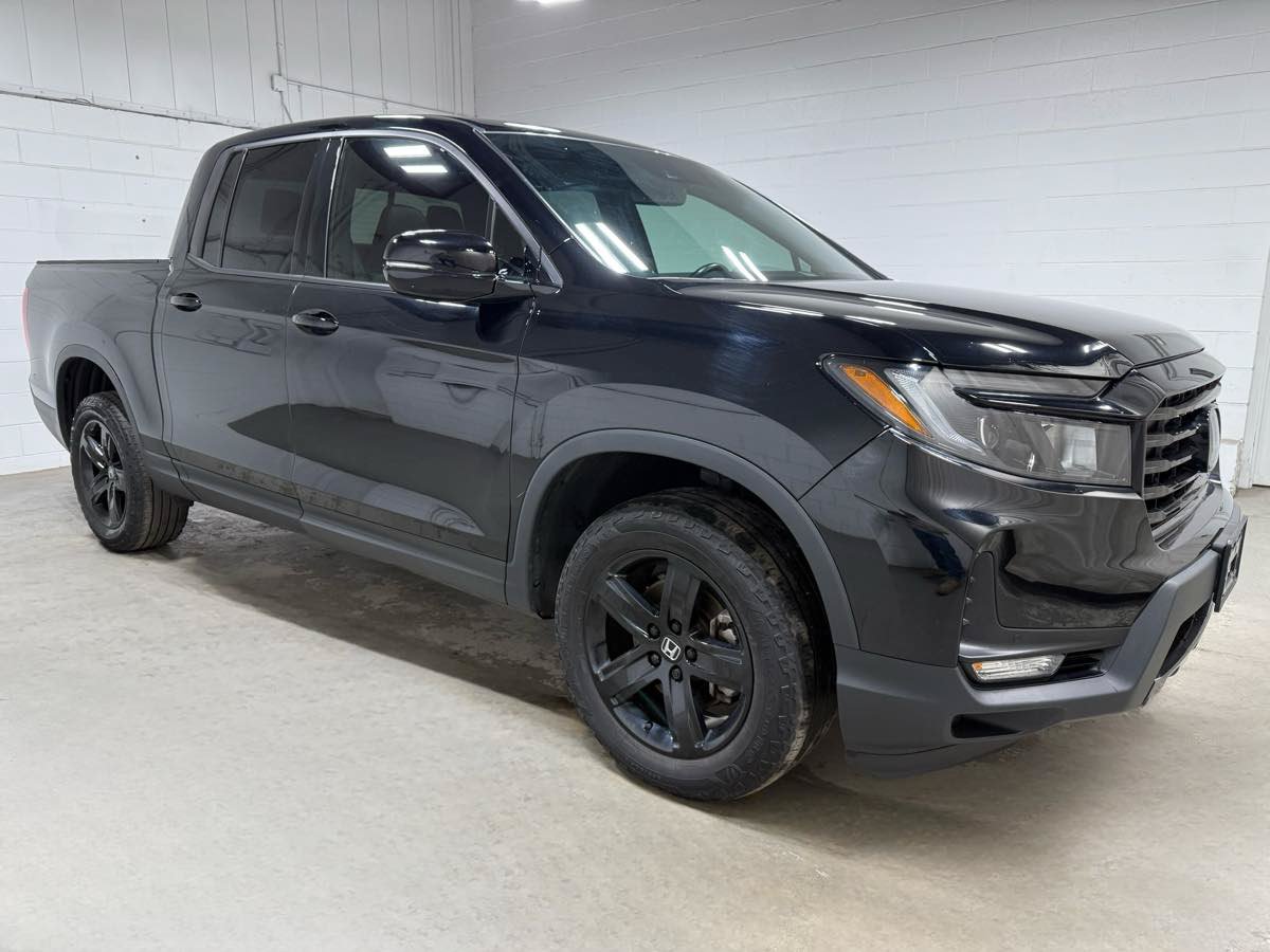 Used 2023 Honda Ridgeline Black Edition image 3
