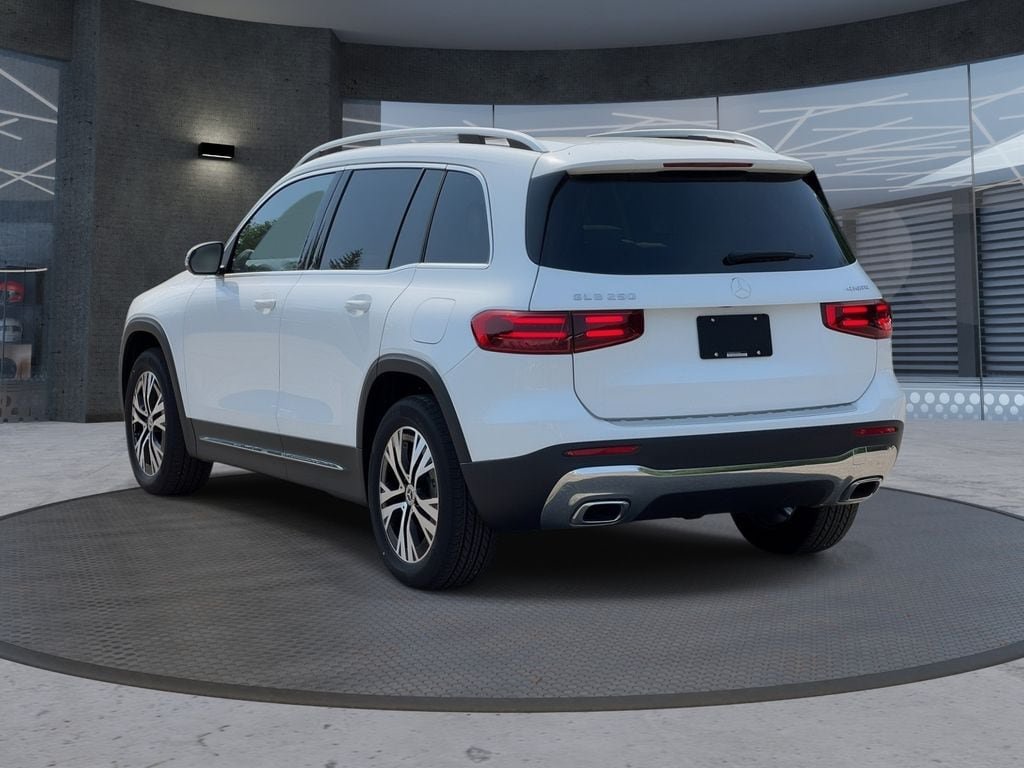 New 2026 Mercedes-Benz GLB 250 4MATIC image 3