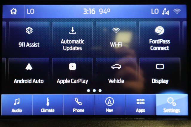 Used 2020 Ford F250 Platinum w/ FX4 Off-Road Package AWD/4WD image 74