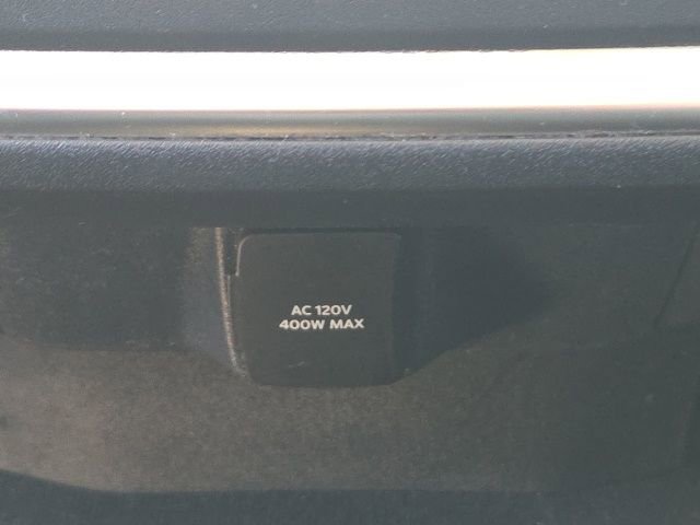 Certified 2025 Ford Expedition Platinum w/ Driver's Package image 22