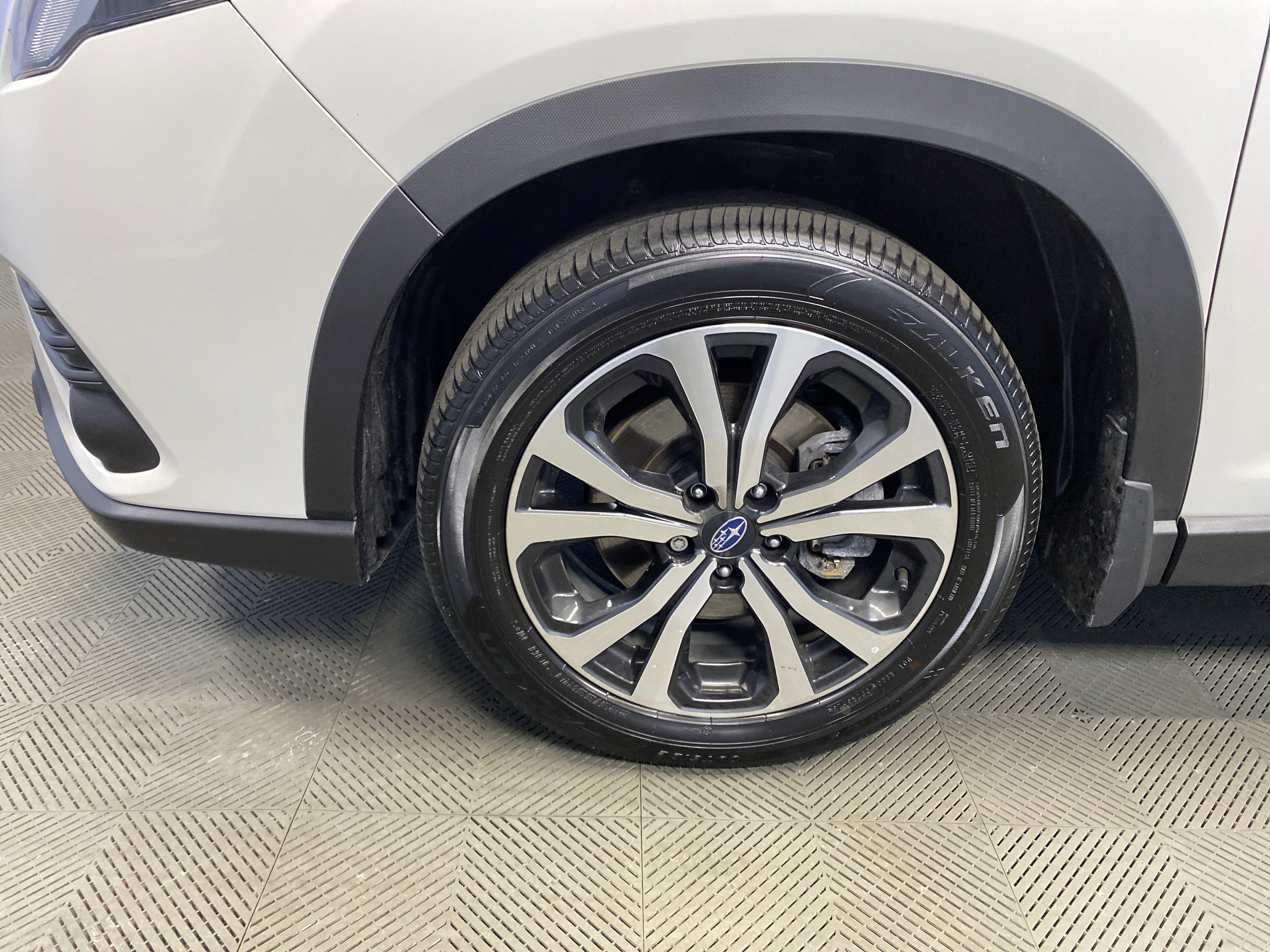 Used 2024 Subaru Forester Limited image 46