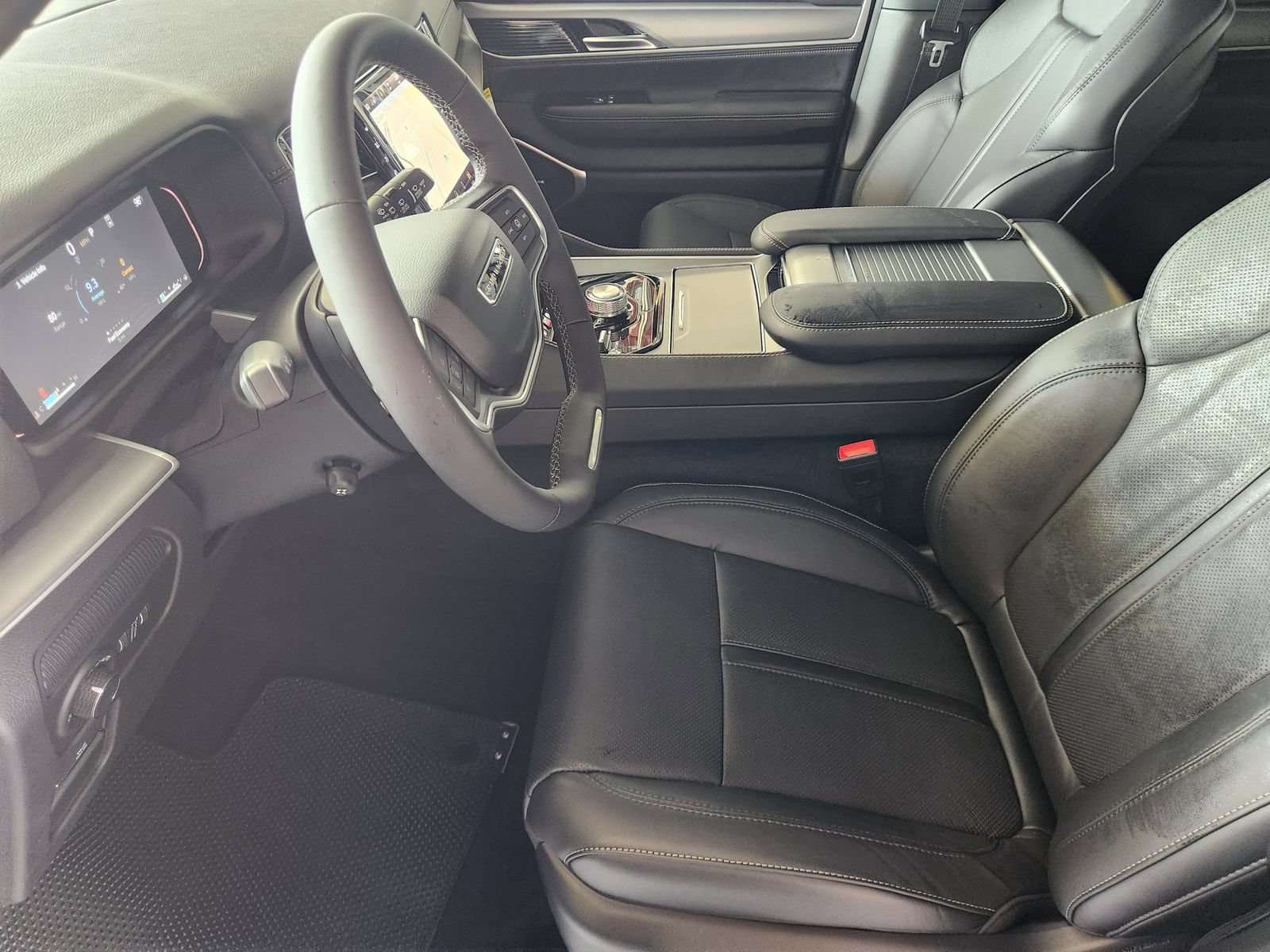 New 2026 Jeep Grand Wagoneer 4WD image 12