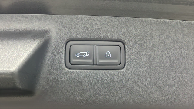 Used 2025 Hyundai Santa Fe Limited AWD/4WD image 30
