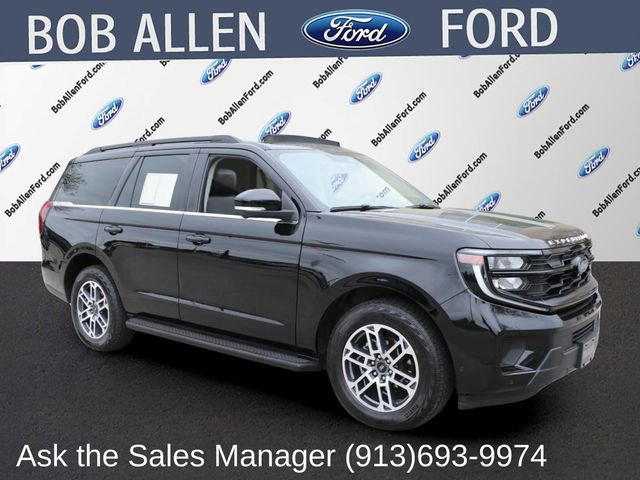 Used 2025 Ford Expedition Active AWD/4WD image 1