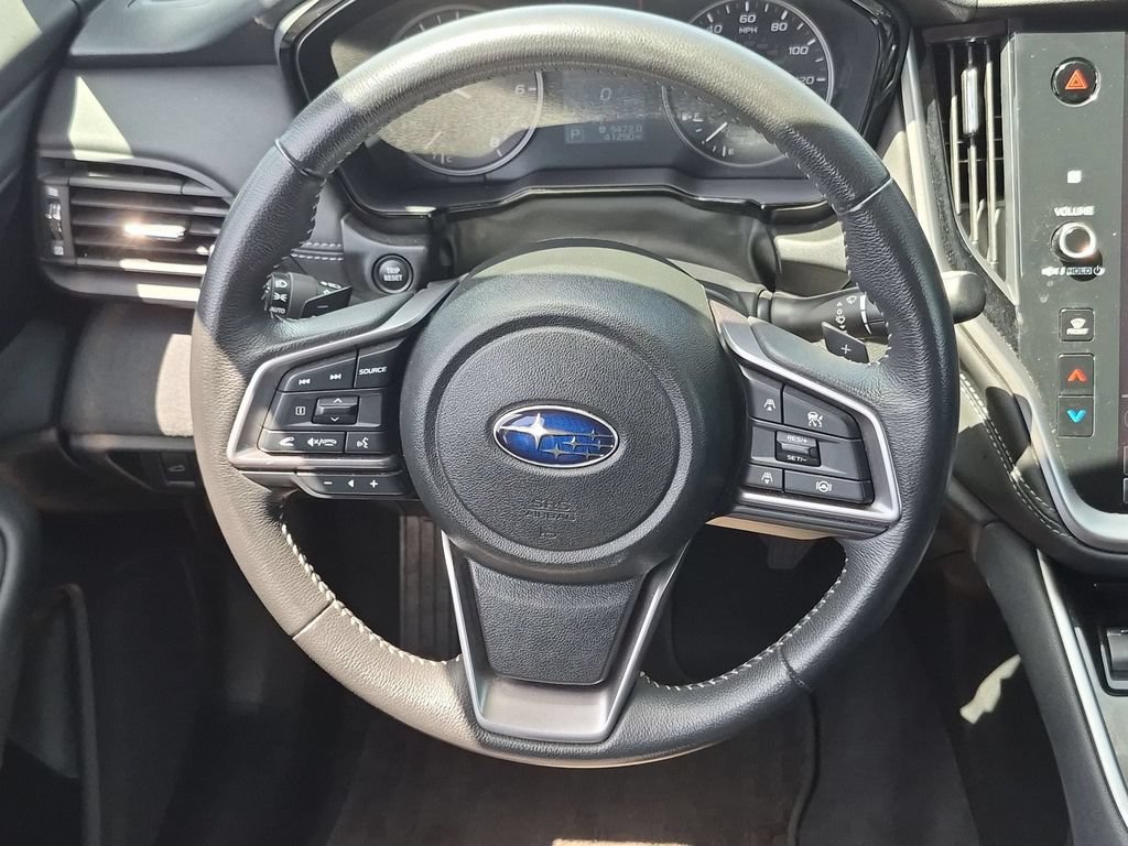 Used 2025 Subaru Outback Premium AWD/4WD image 23