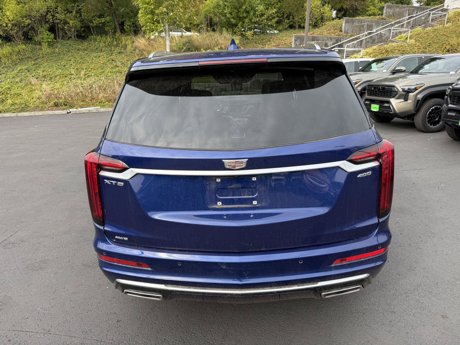 Used 2025 Cadillac XT6 Premium Luxury AWD/4WD image 4