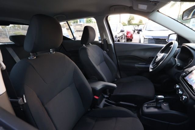 New 2025 Nissan Kicks Play S image 21
