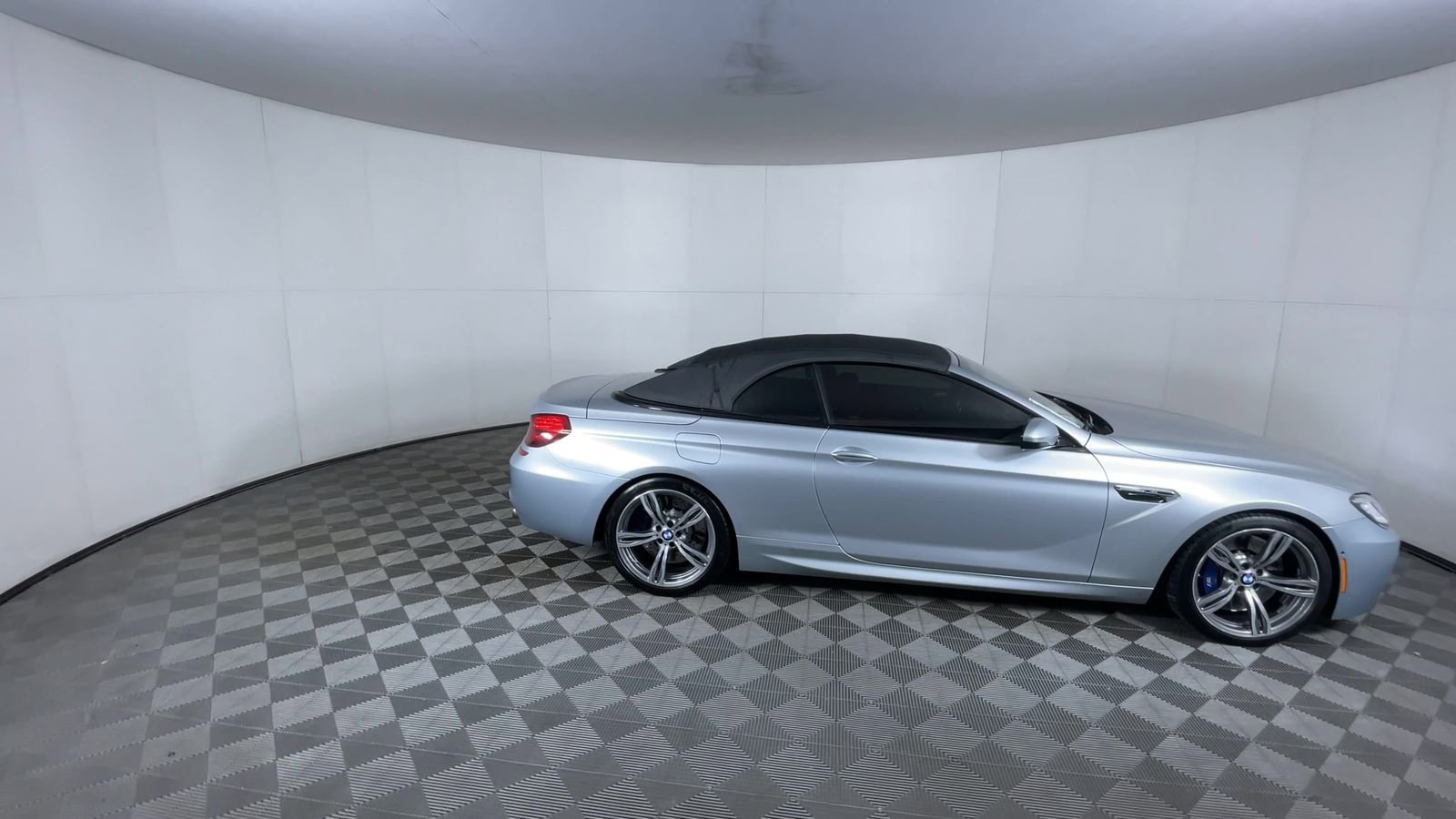 Used 2013 BMW M6 Convertible RWD image 9